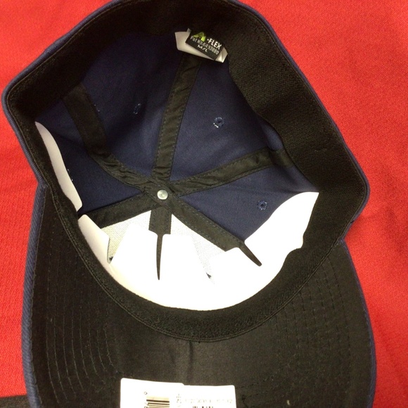 NHL WASHINGTON CAPITALS new hat - Picture 3 of 3